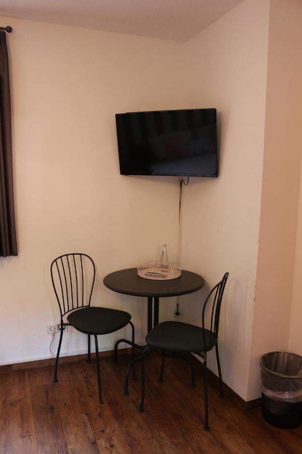 Altstadtcafe Und Pension 하벨베르크 외부 사진