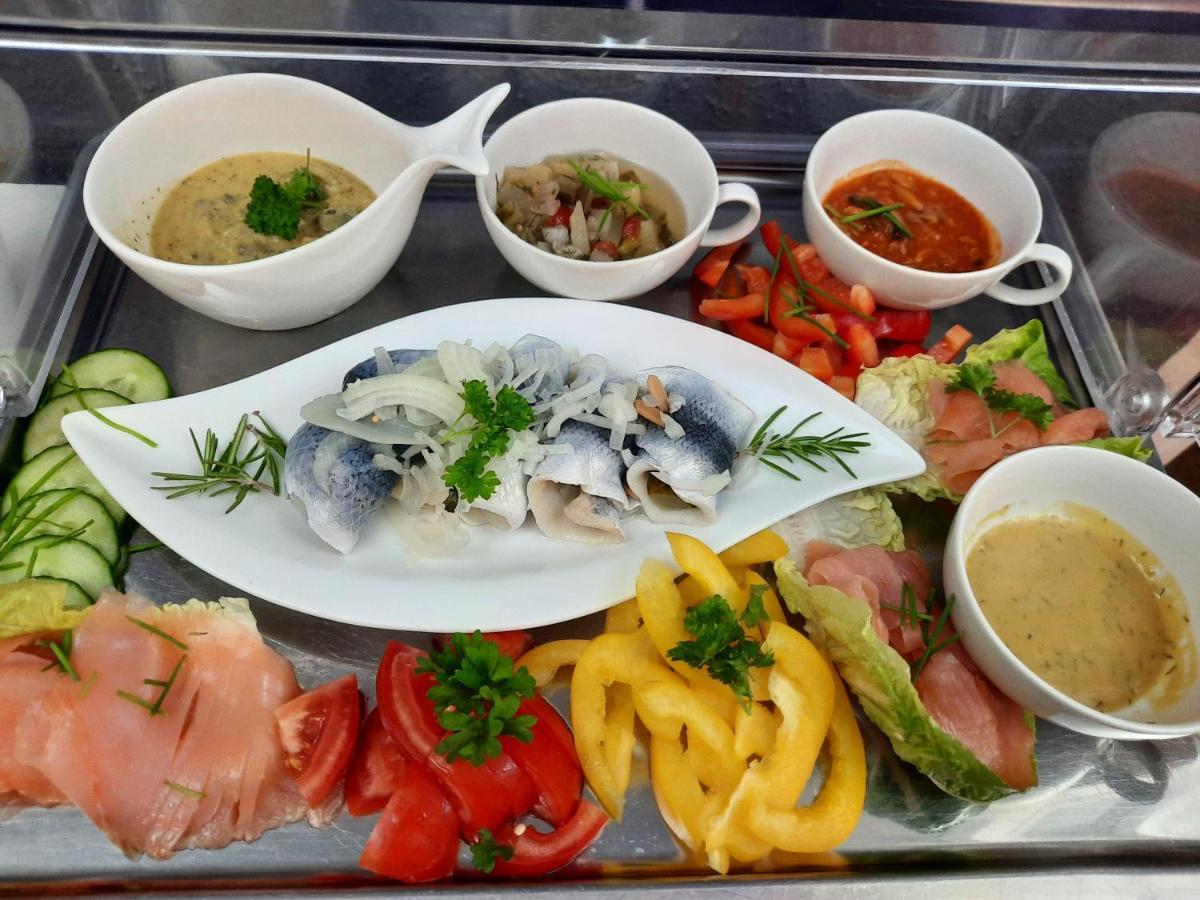 Altstadtcafe Und Pension 하벨베르크 외부 사진